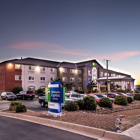 Holiday Inn Express & Suites Alamogordo Highway 54/70 By Ihg Exteriör bild